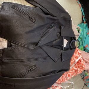 Blank NYC Vegan Leather Bomber Size Small